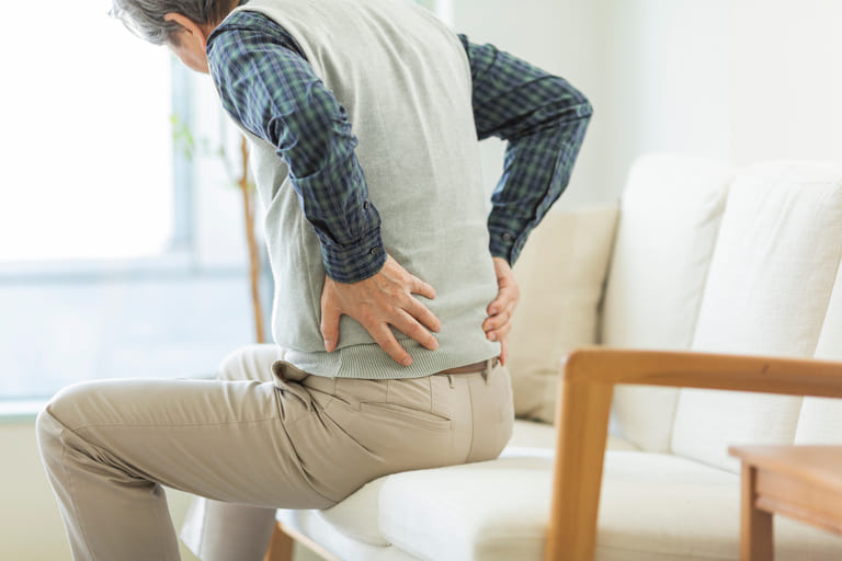 腰痛は「病名」ではなく「症状」